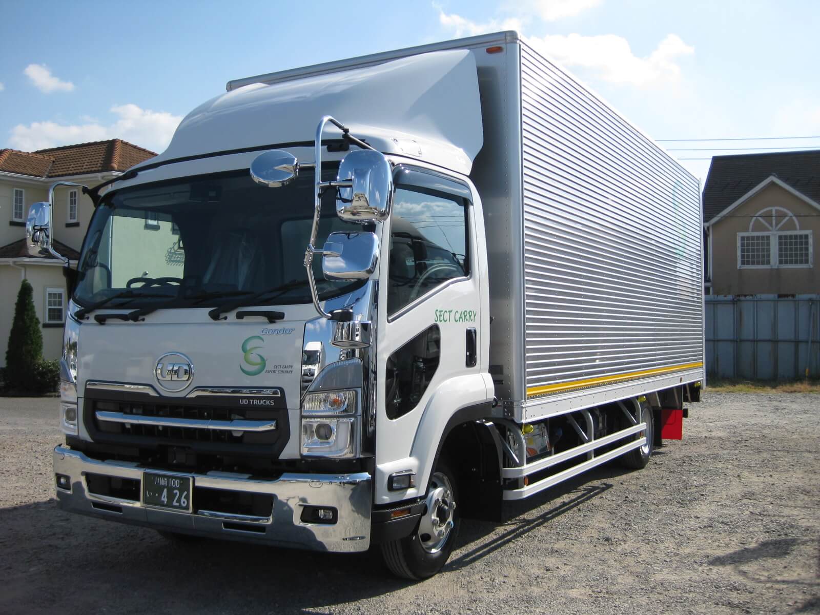 UDトラックス 4tゲート車